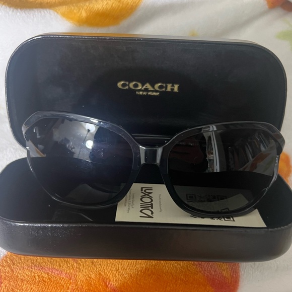 Coach sunglasses - Picture 2 of 7